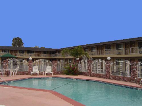Motel Sunset 2*